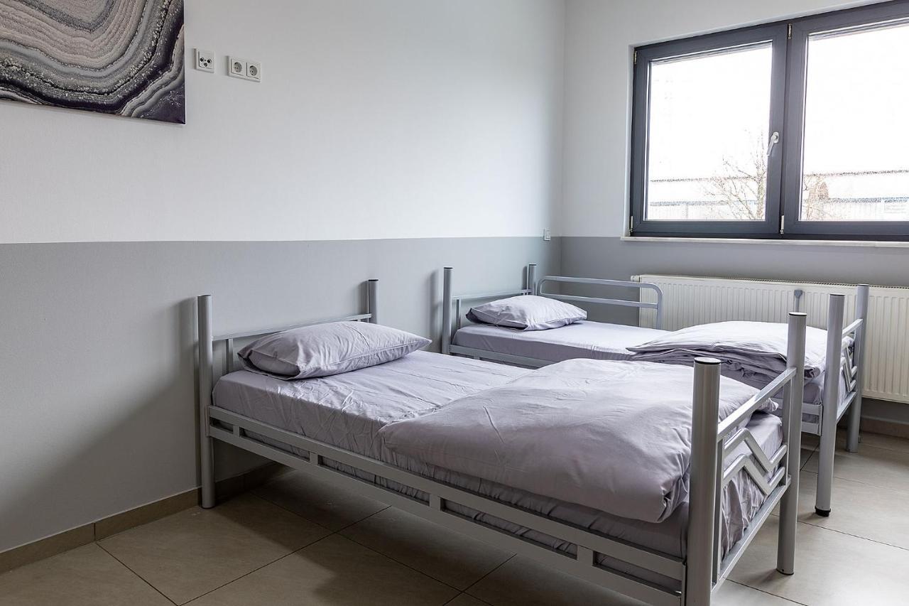 Boardinghouse Kayser: Budget-Friendly Accommodation in Hanau Exterior photo