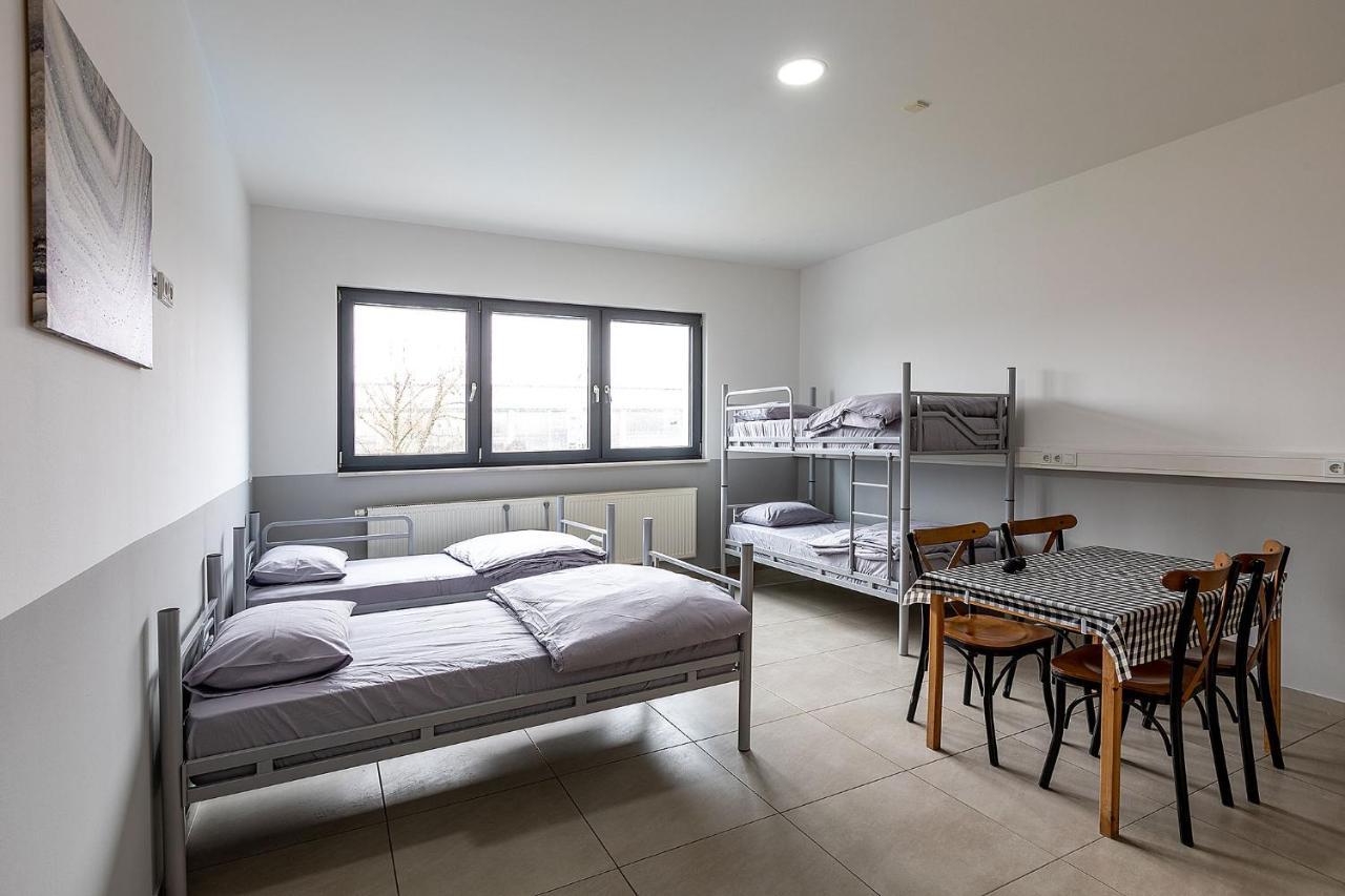 Boardinghouse Kayser: Budget-Friendly Accommodation in Hanau Exterior photo